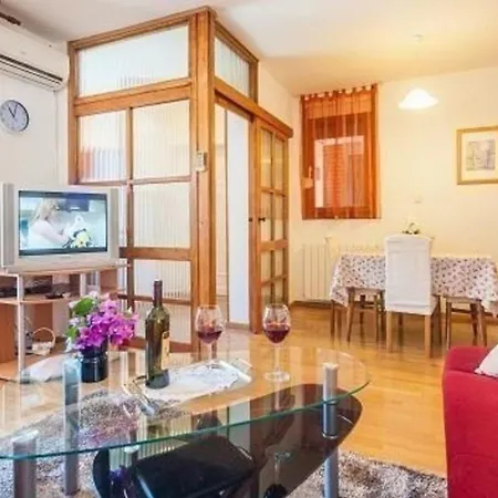 Ferienwohnung Fuer 4 Personen Ca 55 Qm In Zadar, Dalmatien Und Umgebung - B56474 Zadar
